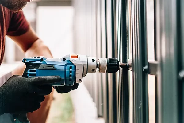 step2-build-pool-fence